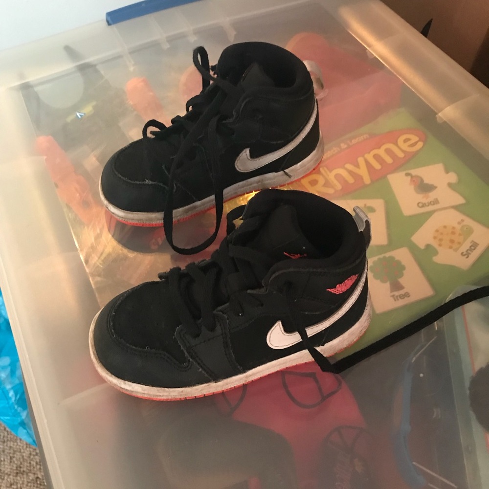 Jordan 1. Toddler. Size 8c